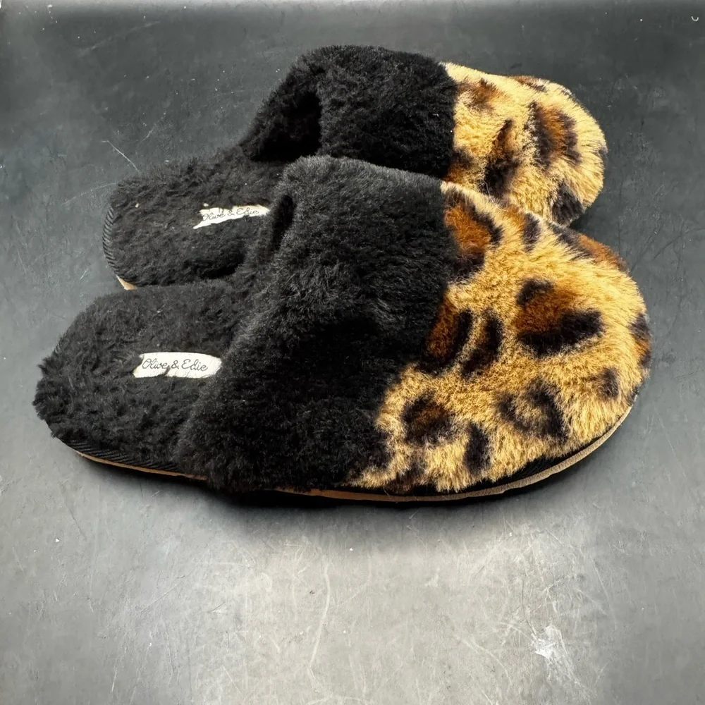 Olive & Edie Cheetah Print Furry Slippers Girls Size 13/1 Rubber Soles Faux Fur